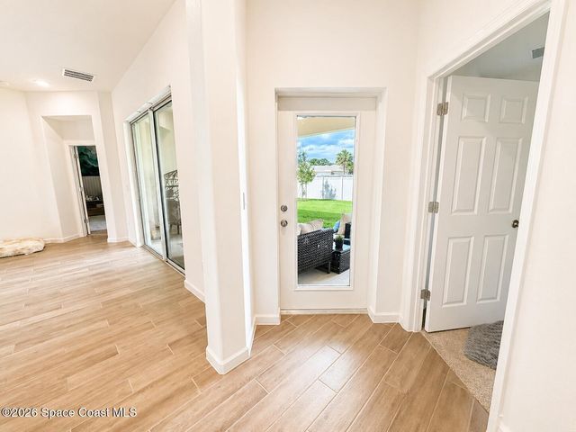 6860 Cameo Drive, Grant, FL 32949