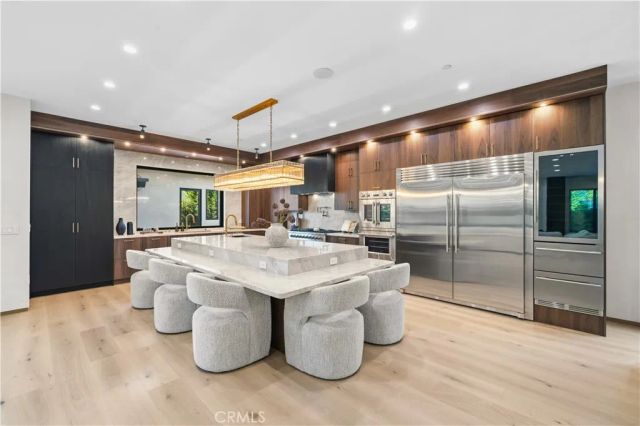 4842 Fulton Avenue, Sherman Oaks, CA 91423