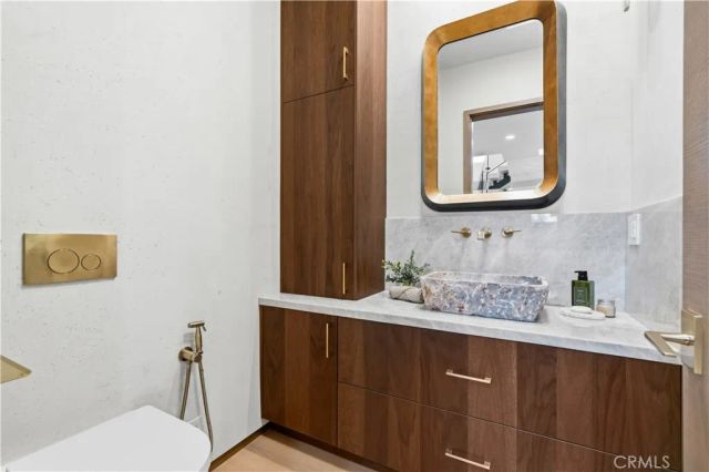 4842 Fulton Avenue, Sherman Oaks, CA 91423