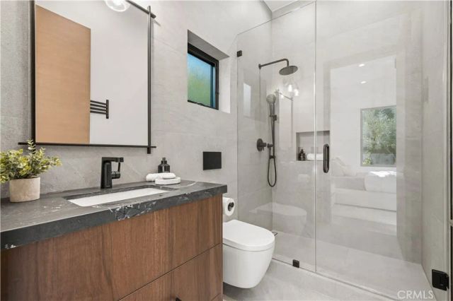 4842 Fulton Avenue, Sherman Oaks, CA 91423