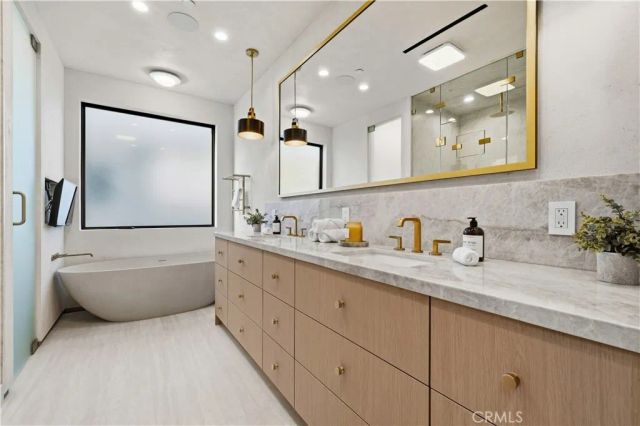 4842 Fulton Avenue, Sherman Oaks, CA 91423