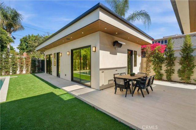 4842 Fulton Avenue, Sherman Oaks, CA 91423