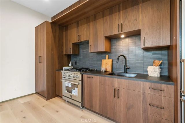 4842 Fulton Avenue, Sherman Oaks, CA 91423
