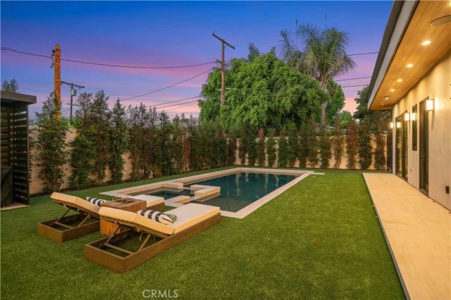 4842 Fulton Avenue, Sherman Oaks, CA 91423