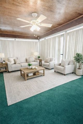 840 Meadow Ave, Monaca, PA 15061