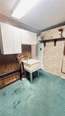 840 Meadow Ave, Monaca, PA 15061