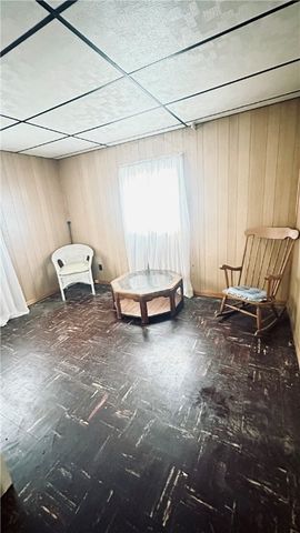 840 Meadow Ave, Monaca, PA 15061