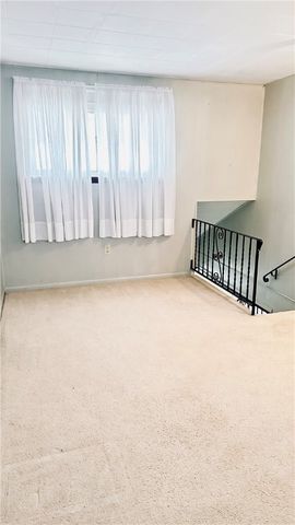 840 Meadow Ave, Monaca, PA 15061