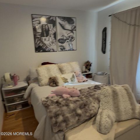 13 Wyckoff Street, Deal, NJ 07723