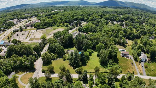 12 Tuscany Drive 8-12, Wappingers Falls, NY 12590