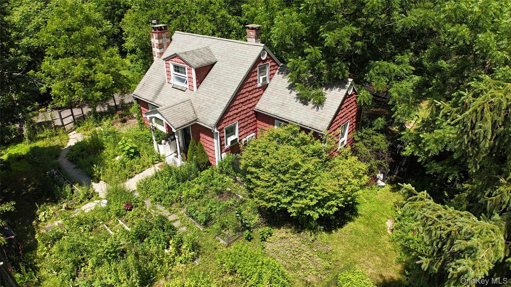 12 Tuscany Drive 8-12, Wappingers Falls, NY 12590