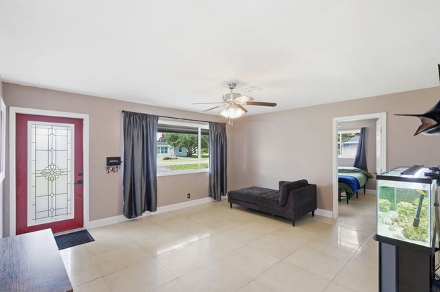 316 Riverdale Road, Palm Springs, FL 33461