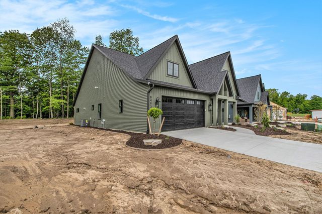 8493 Ravinewood Drive 5, Jenison, MI 49428