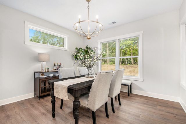 8493 Ravinewood Drive 5, Jenison, MI 49428