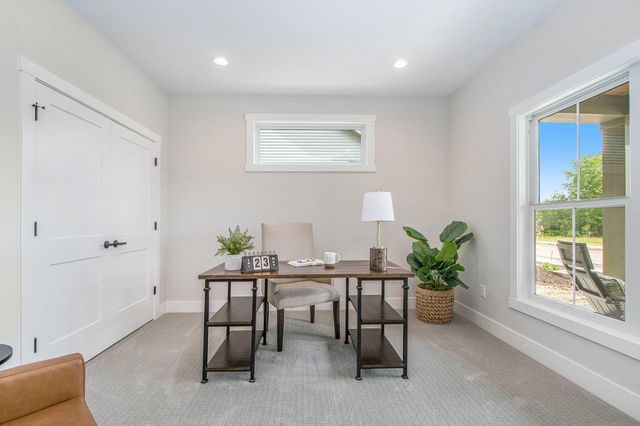 8493 Ravinewood Drive 5, Jenison, MI 49428