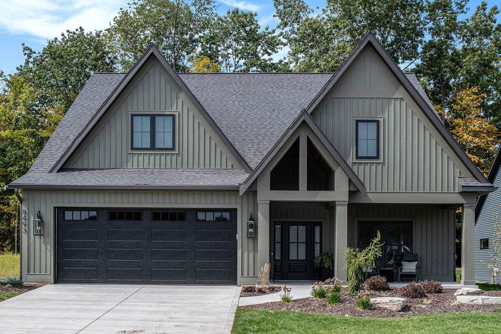 8493 Ravinewood Drive 5, Jenison, MI 49428