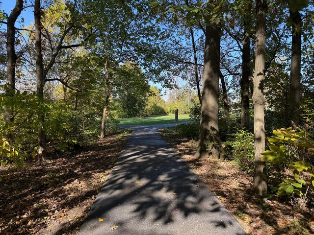 1917 Ridgebury Drive, 110D, Hilliard, OH 43026