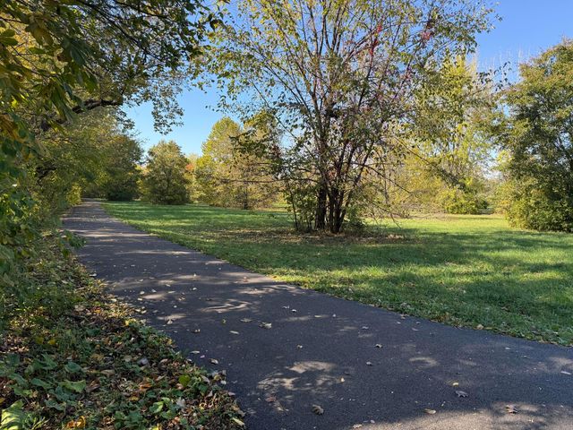 1917 Ridgebury Drive, 110D, Hilliard, OH 43026