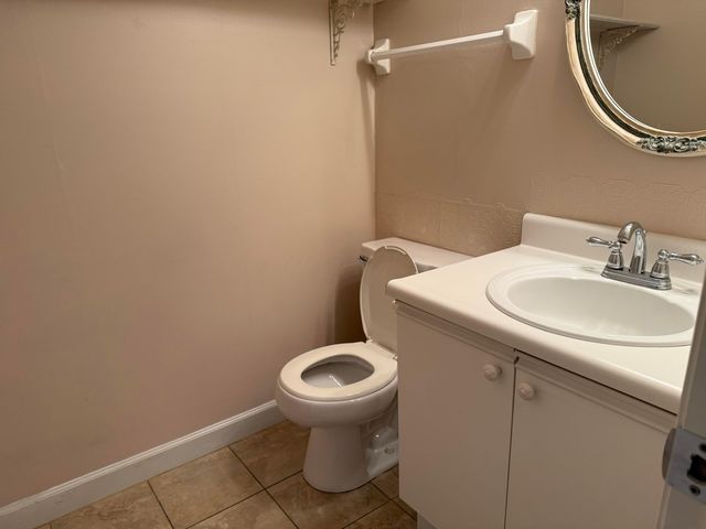 1917 Ridgebury Drive, 110D, Hilliard, OH 43026