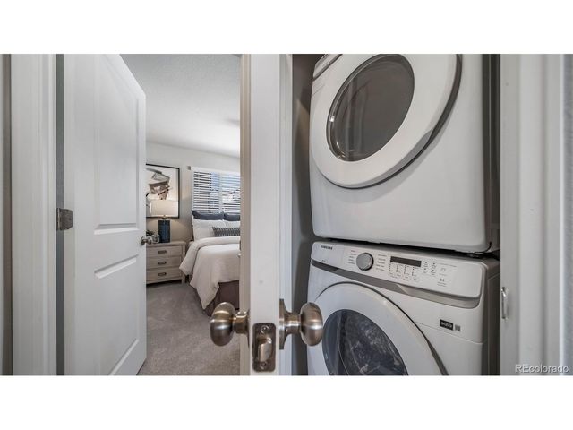 46565 Avery Ln, Bennett, CO 80022