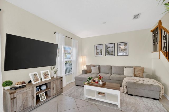 115 Monterey Bay Drive, Boynton Beach, FL 33426