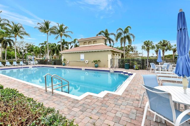 115 Monterey Bay Drive, Boynton Beach, FL 33426