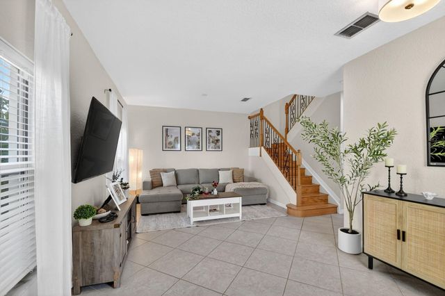 115 Monterey Bay Drive, Boynton Beach, FL 33426