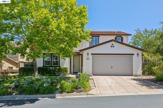 130 Benmore Dr, Hayward, CA 94542