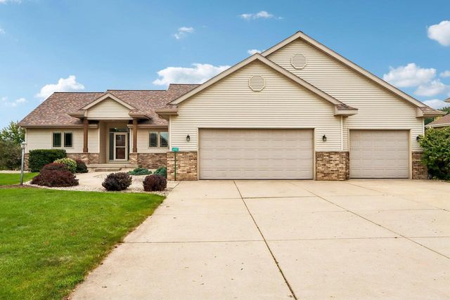 6487 Harvest Moon Court, Waunakee, WI 53597
