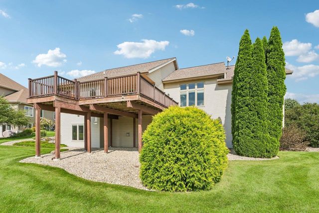 6487 Harvest Moon Court, Waunakee, WI 53597
