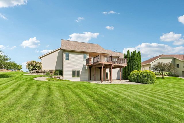 6487 Harvest Moon Court, Waunakee, WI 53597
