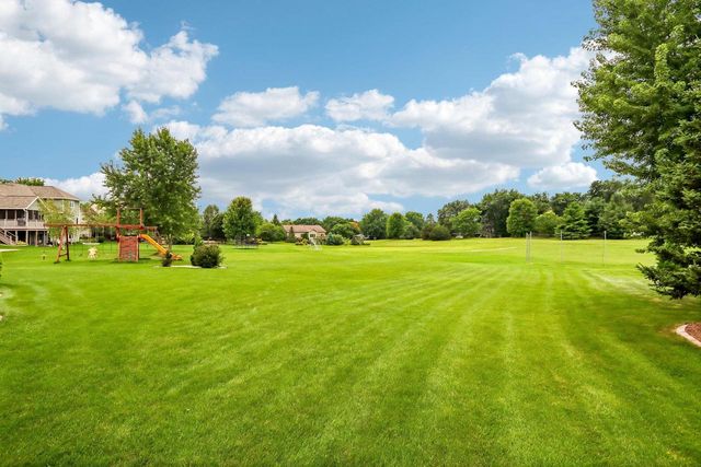 6487 Harvest Moon Court, Waunakee, WI 53597