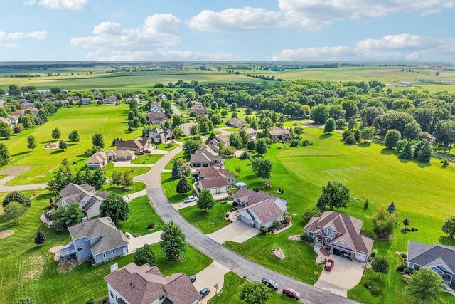 6487 Harvest Moon Court, Waunakee, WI 53597