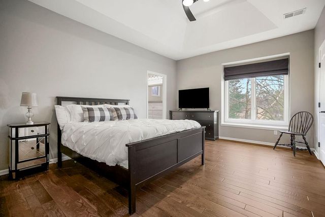 12400 Pembroke Lane, Leawood, KS 66209