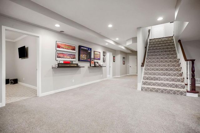 12400 Pembroke Lane, Leawood, KS 66209