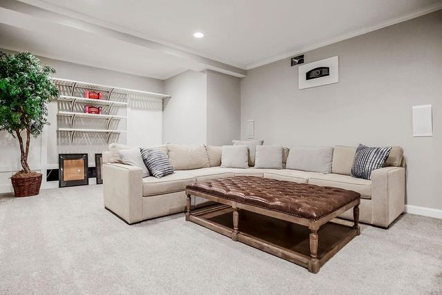 12400 Pembroke Lane, Leawood, KS 66209