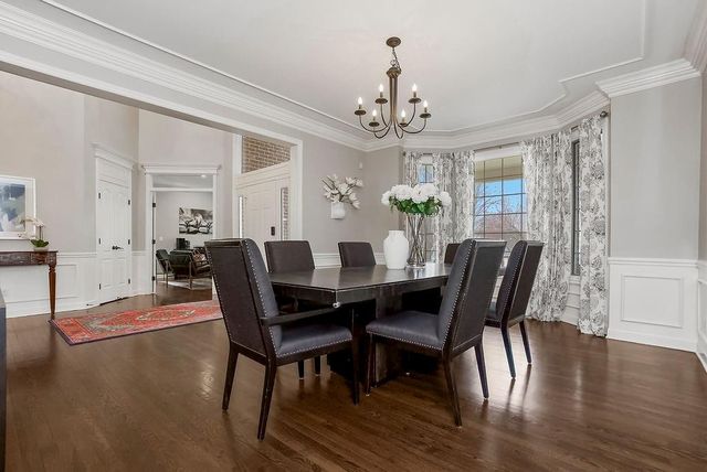 12400 Pembroke Lane, Leawood, KS 66209