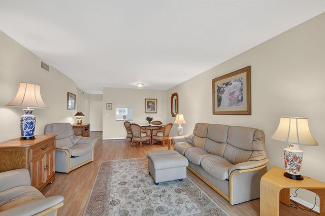 2515 NE 1st Court 4020, Boynton Beach, FL 33435
