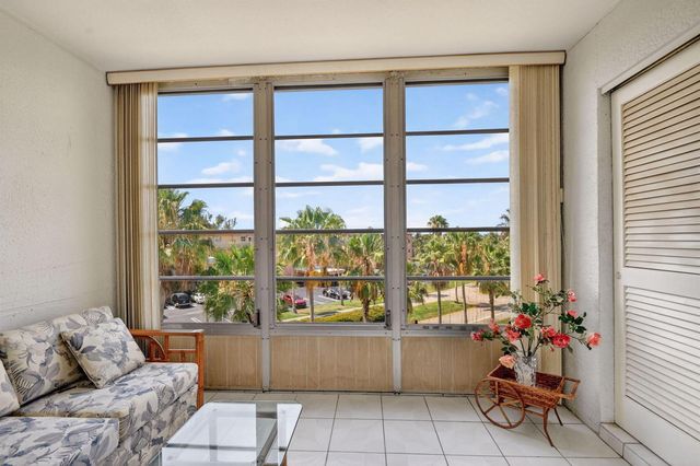 2515 NE 1st Court 4020, Boynton Beach, FL 33435