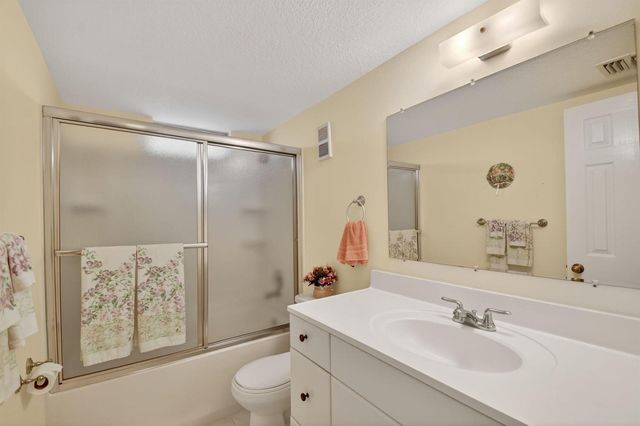 2515 NE 1st Court 4020, Boynton Beach, FL 33435