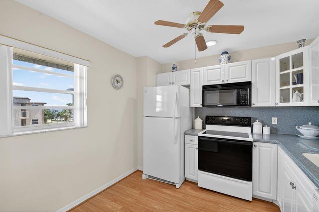 2515 NE 1st Court 4020, Boynton Beach, FL 33435