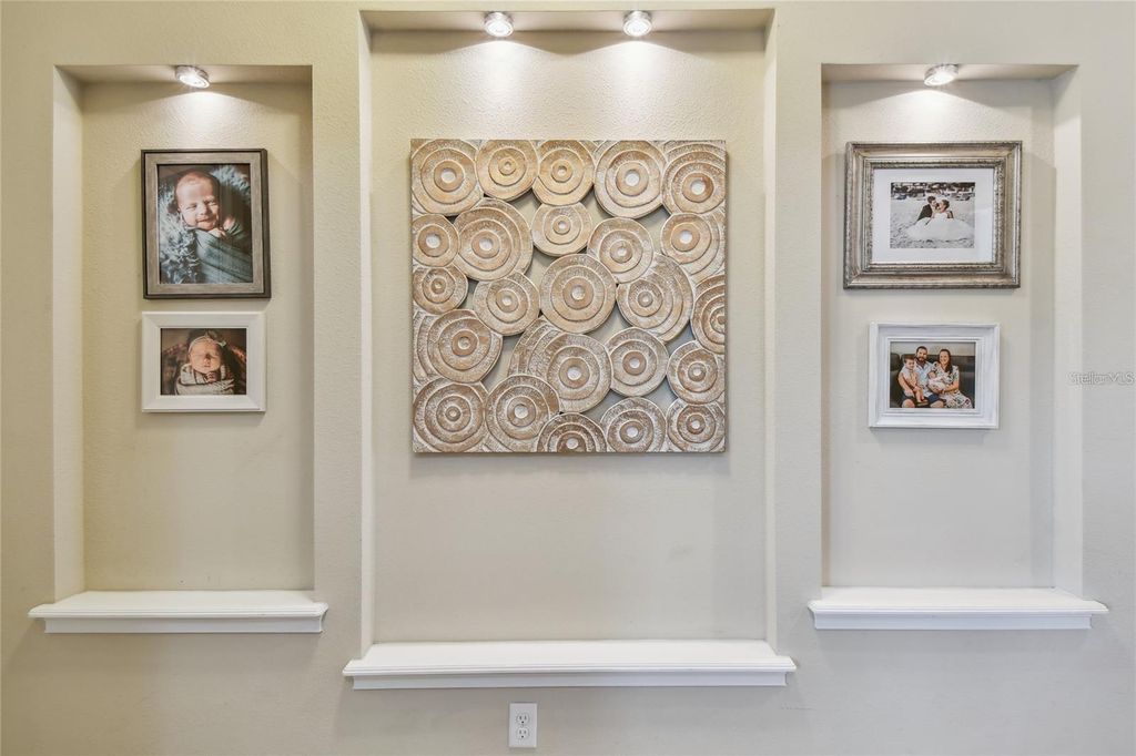 Image 12 of property listing at 11307 QUIET FOREST DRIVE, Tampa, FL 33635