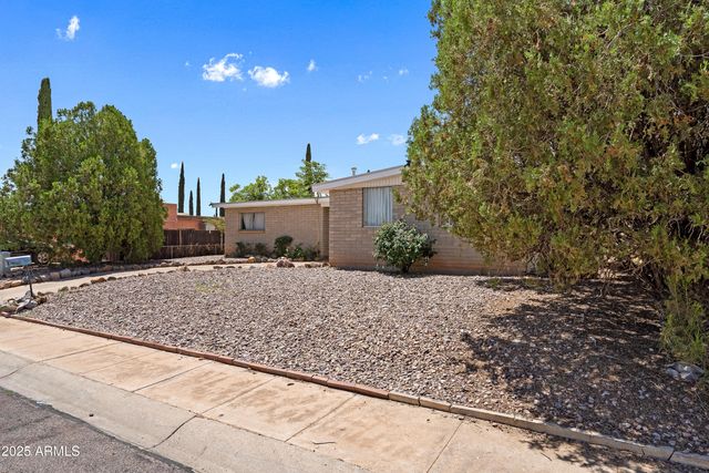 1188 MESQUITE Drive, Sierra Vista, AZ 85635