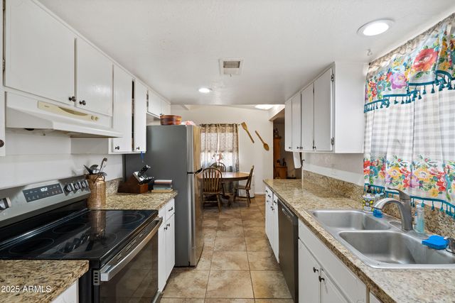 1188 MESQUITE Drive, Sierra Vista, AZ 85635