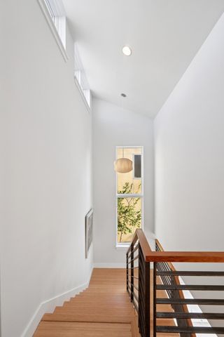 1126 Ocean Avenue, Oakland, CA 94608