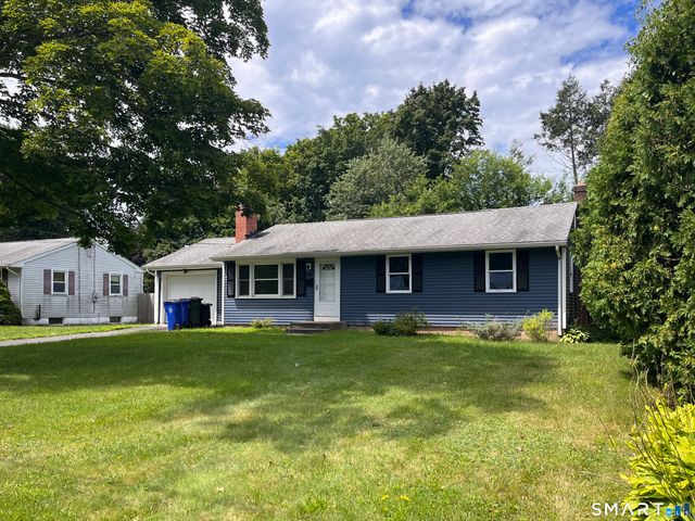 124 Bel Aire Circle, Windsor Locks, CT 06096