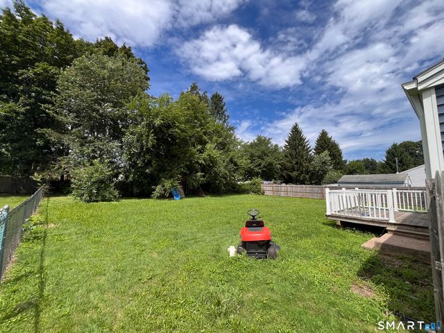 124 Bel Aire Circle, Windsor Locks, CT 06096