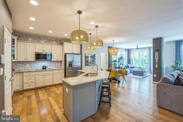 6447 OCELOT ST, Waldorf, MD 20603