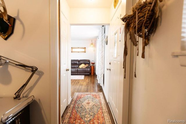 24636 Almond Avenue, Eastpointe, MI 48021