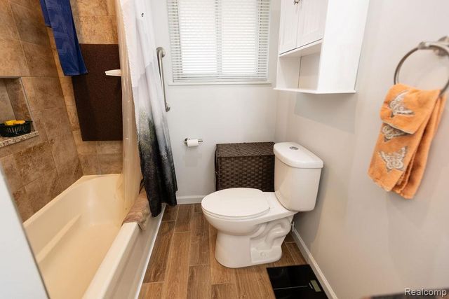 24636 Almond Avenue, Eastpointe, MI 48021